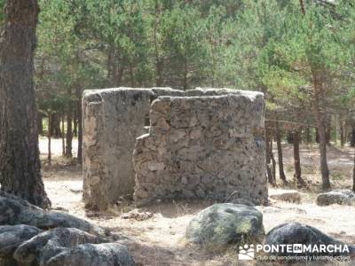 Bunker guerra Civil española - Algo de Gargantilla; senderos y pueblos